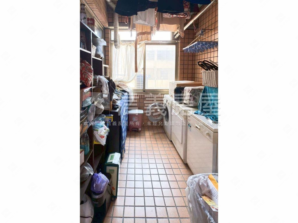 麥克阿瑟！大露臺四房平車房屋室內格局與周邊環境