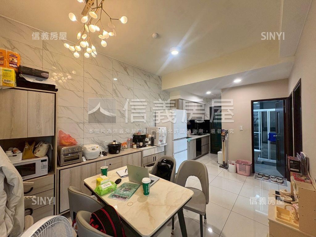 亞悅晴空房屋室內格局與周邊環境