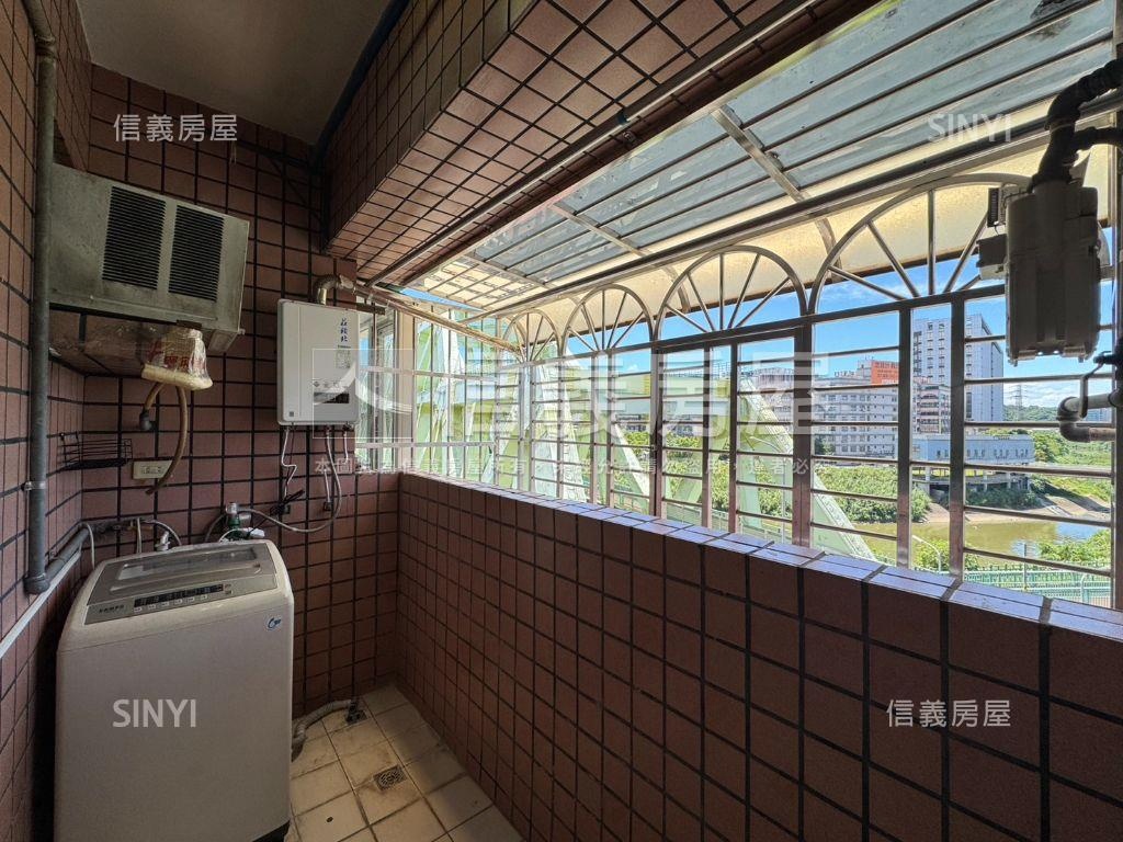 春色滿園Ω凱旋大地房屋室內格局與周邊環境