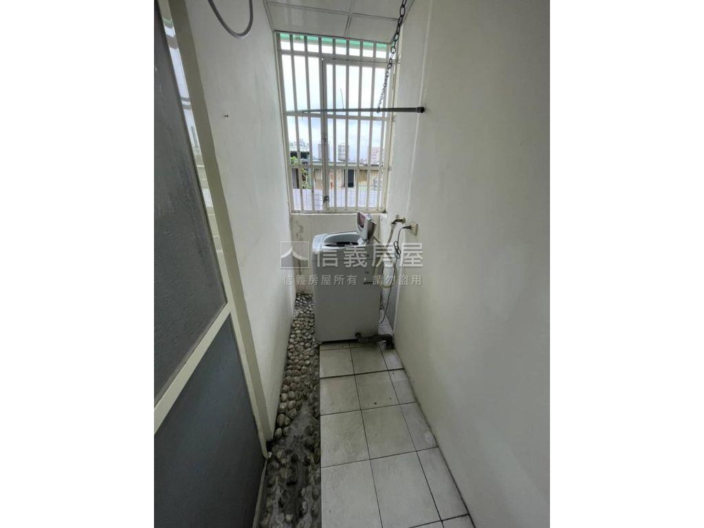 近Ａ２２站隔套收租美寓房屋室內格局與周邊環境