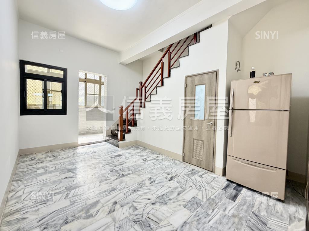 近工協市場翻修正街店住房屋室內格局與周邊環境