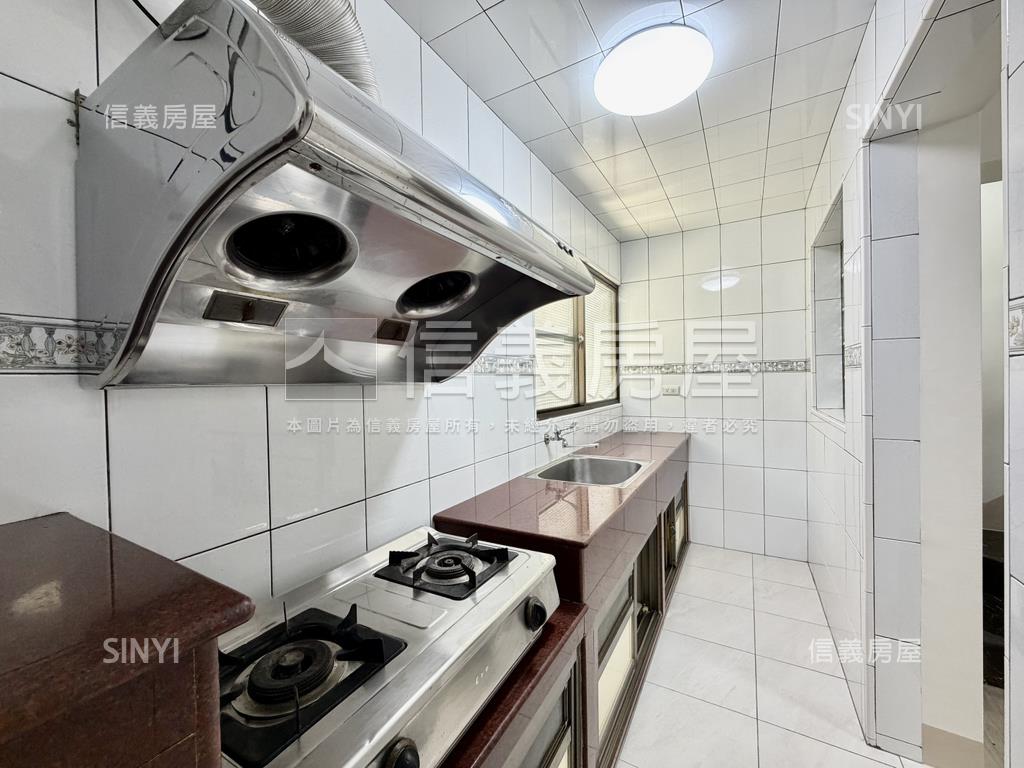 近工協市場翻修正街店住房屋室內格局與周邊環境