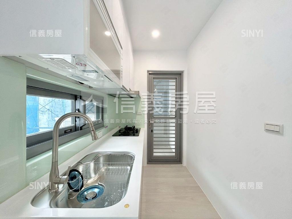 雲峰２Ｂ三房邊間美屋房屋室內格局與周邊環境