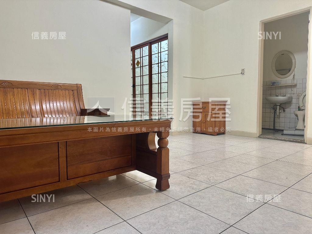 新埔＊幸福邊間獨戶大房屋室內格局與周邊環境