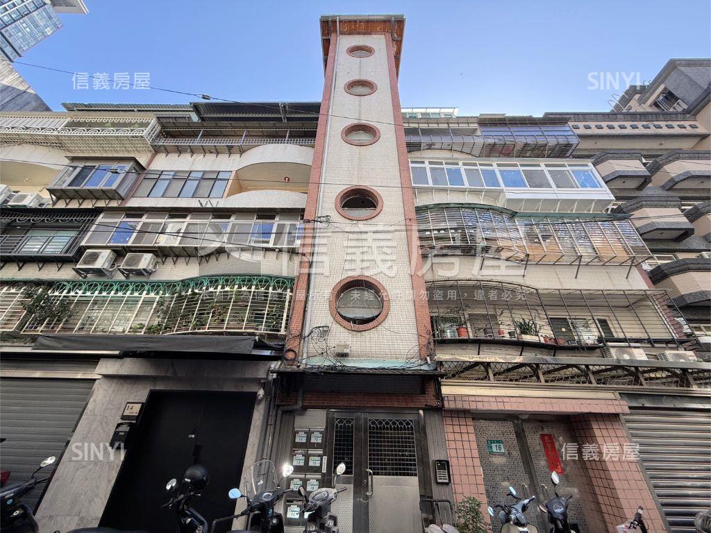 捷運小碧潭大面採光美寓房屋室內格局與周邊環境