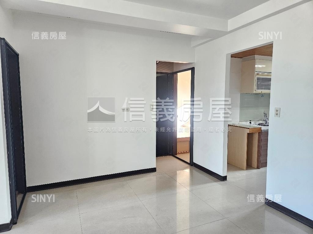 藍海帝國高樓視野三房房屋室內格局與周邊環境