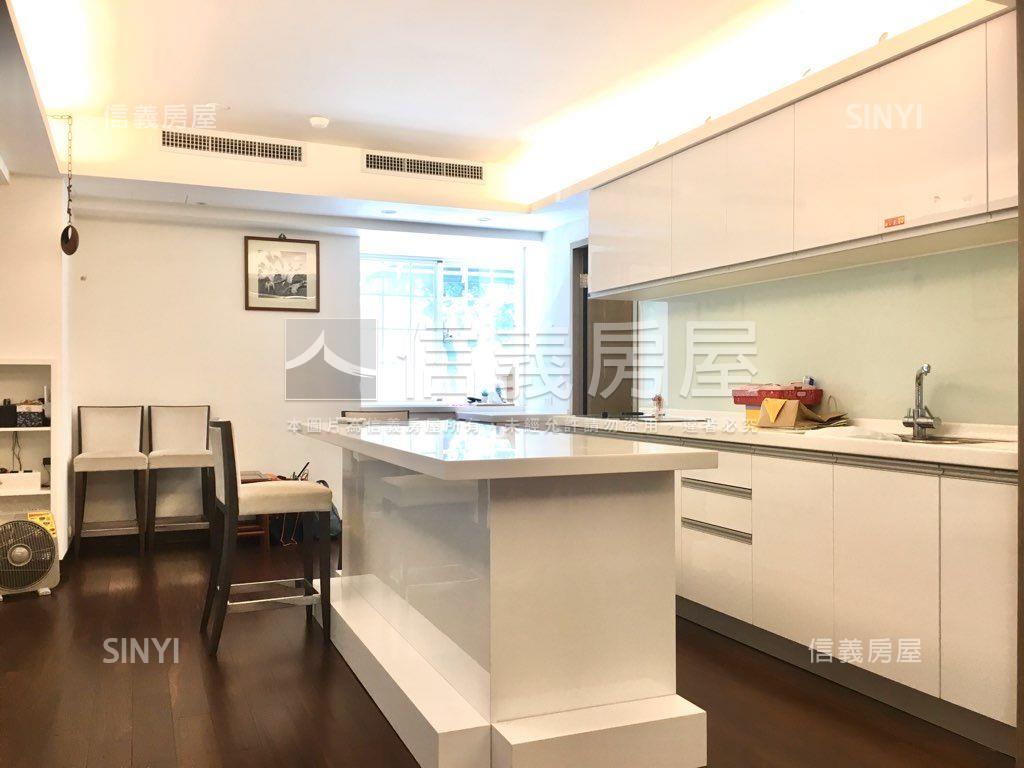 南京復興雙捷＊角窗１樓房屋室內格局與周邊環境