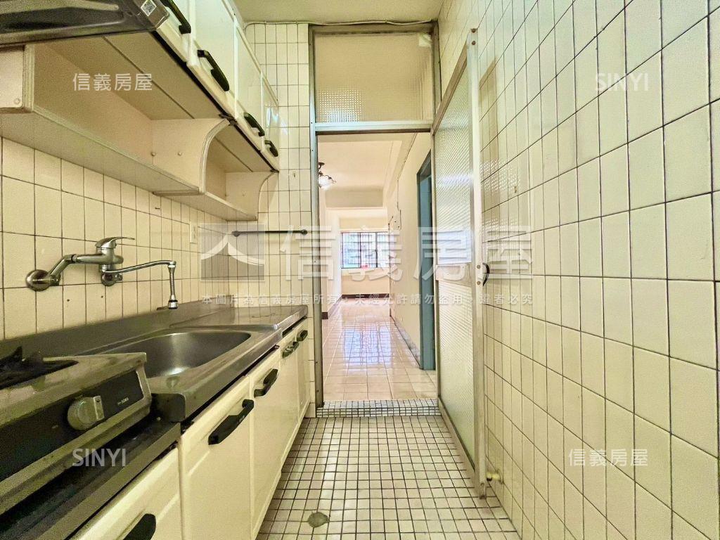 青島路三房美寓房屋室內格局與周邊環境