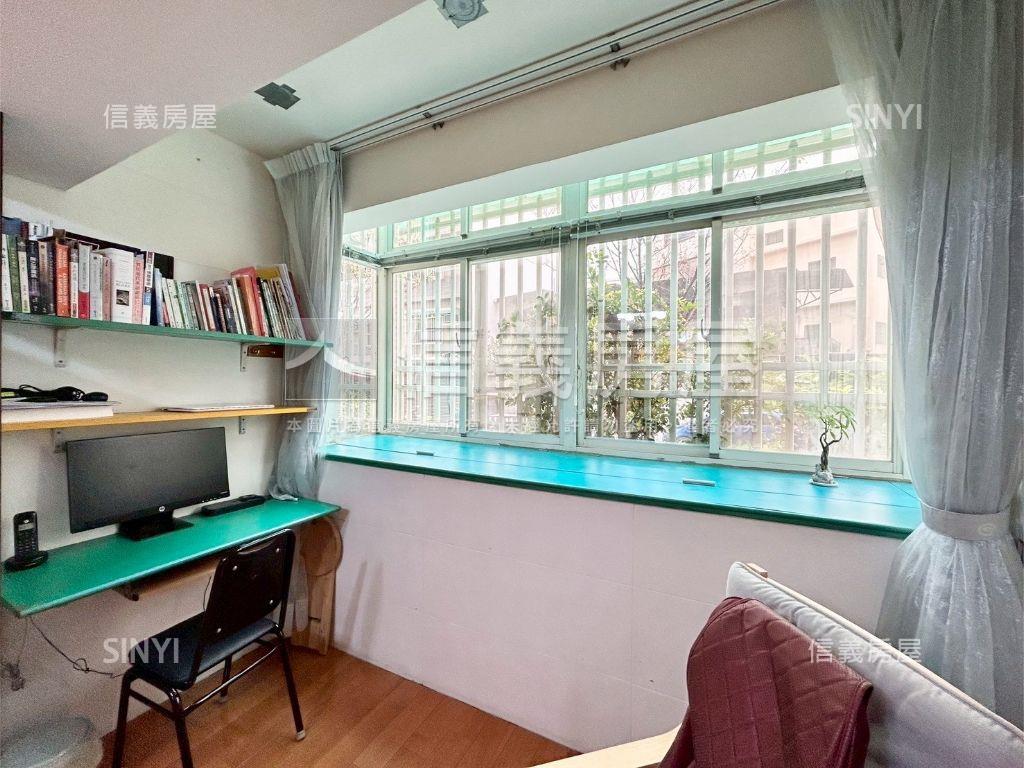 空三Ｃ區溫馨三房房屋室內格局與周邊環境