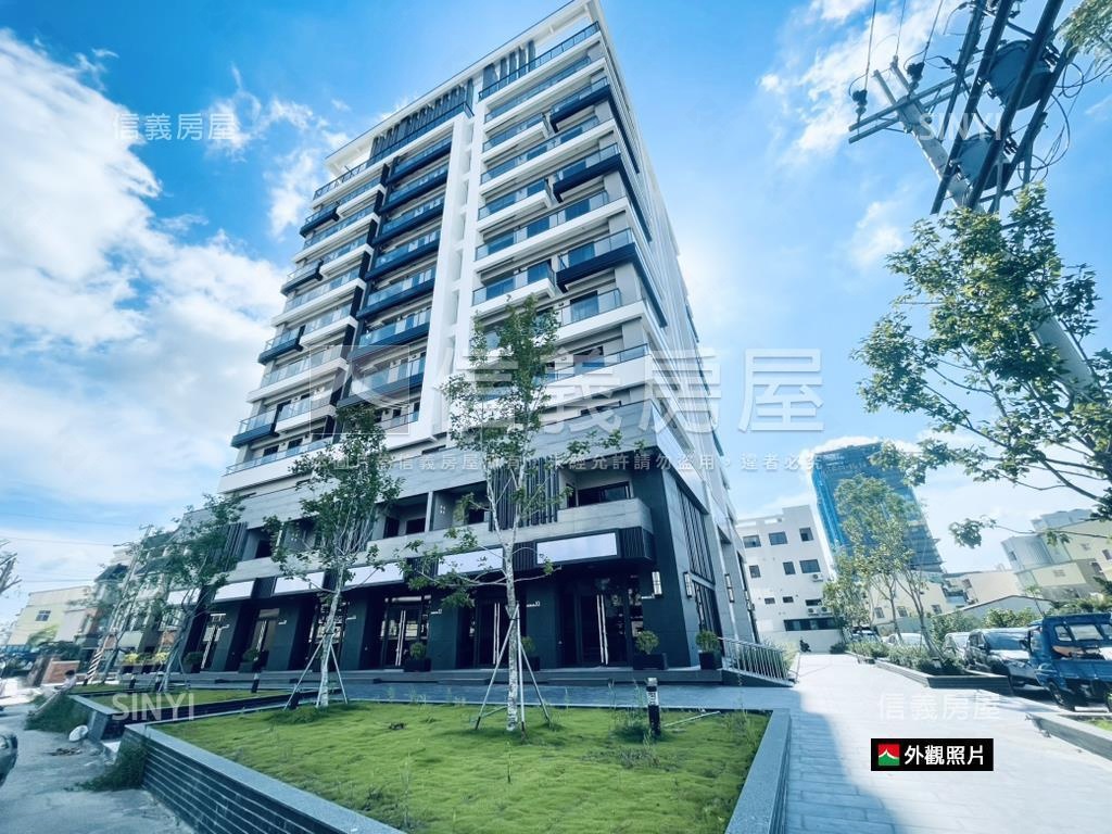 上禾２挑高店面房屋室內格局與周邊環境