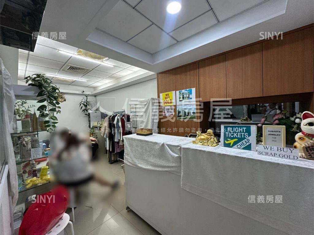 農安街中山北稀有商場房屋室內格局與周邊環境