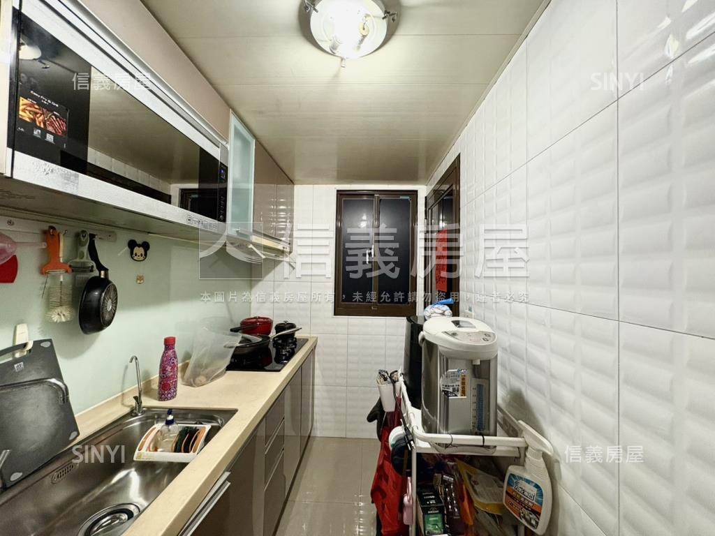 大竹Ａ＋兩房平面車位房屋室內格局與周邊環境