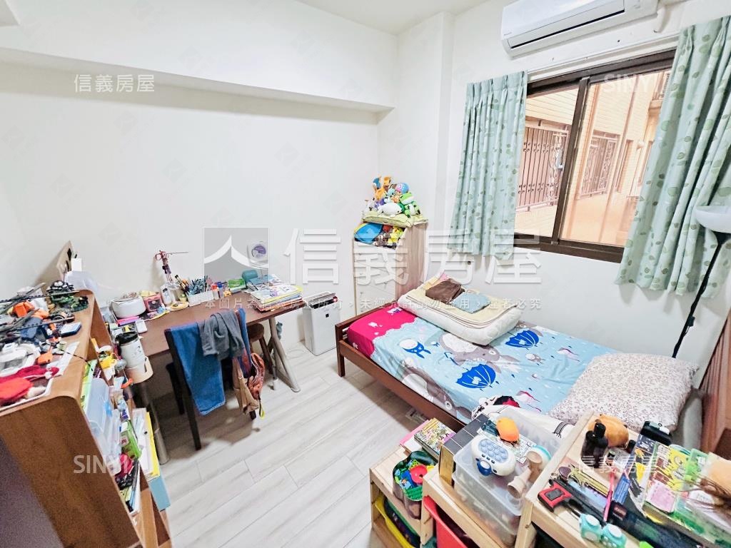 專任大築Ａ＋兩房平面車位房屋室內格局與周邊環境