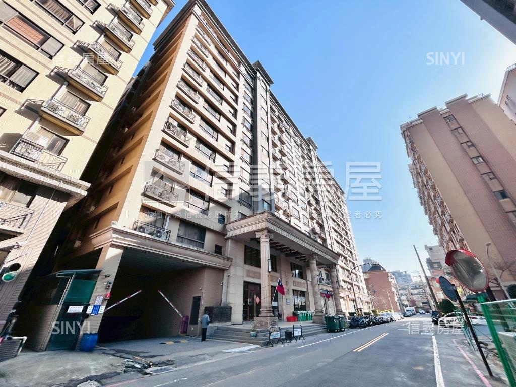 專任大築Ａ＋兩房平面車位房屋室內格局與周邊環境