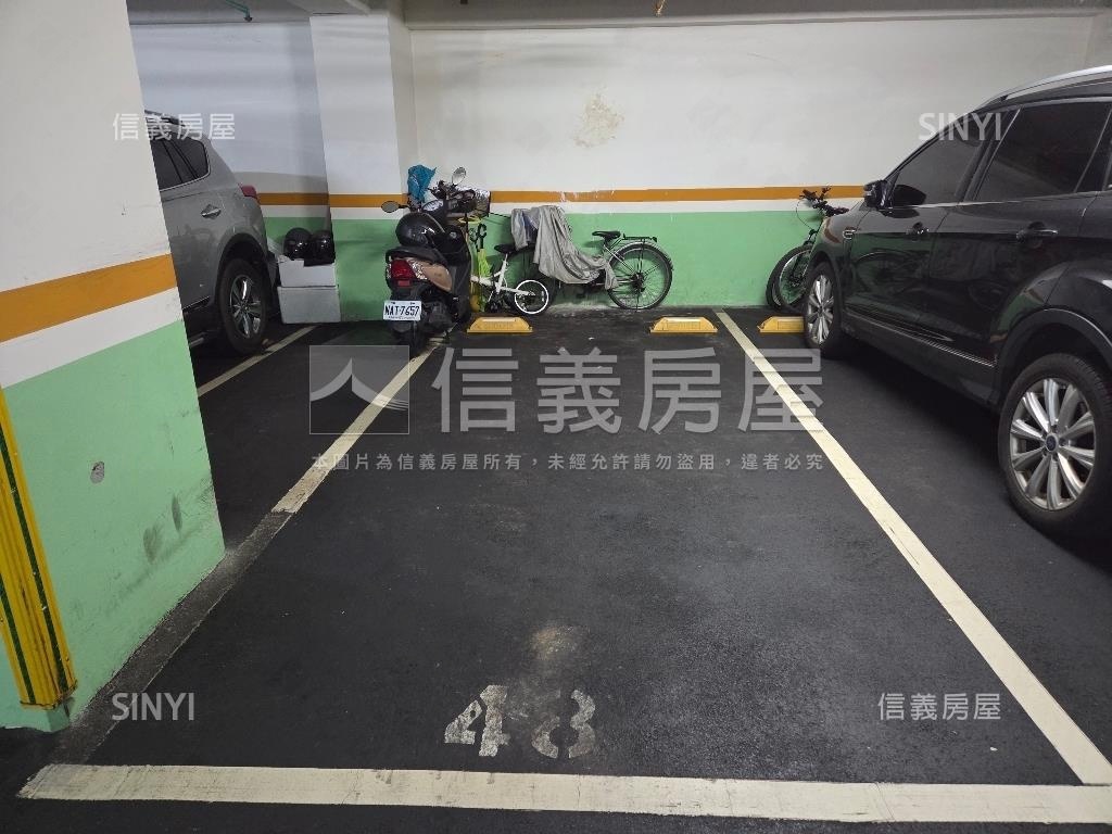 香榭麗舍美景三房平面車位房屋室內格局與周邊環境