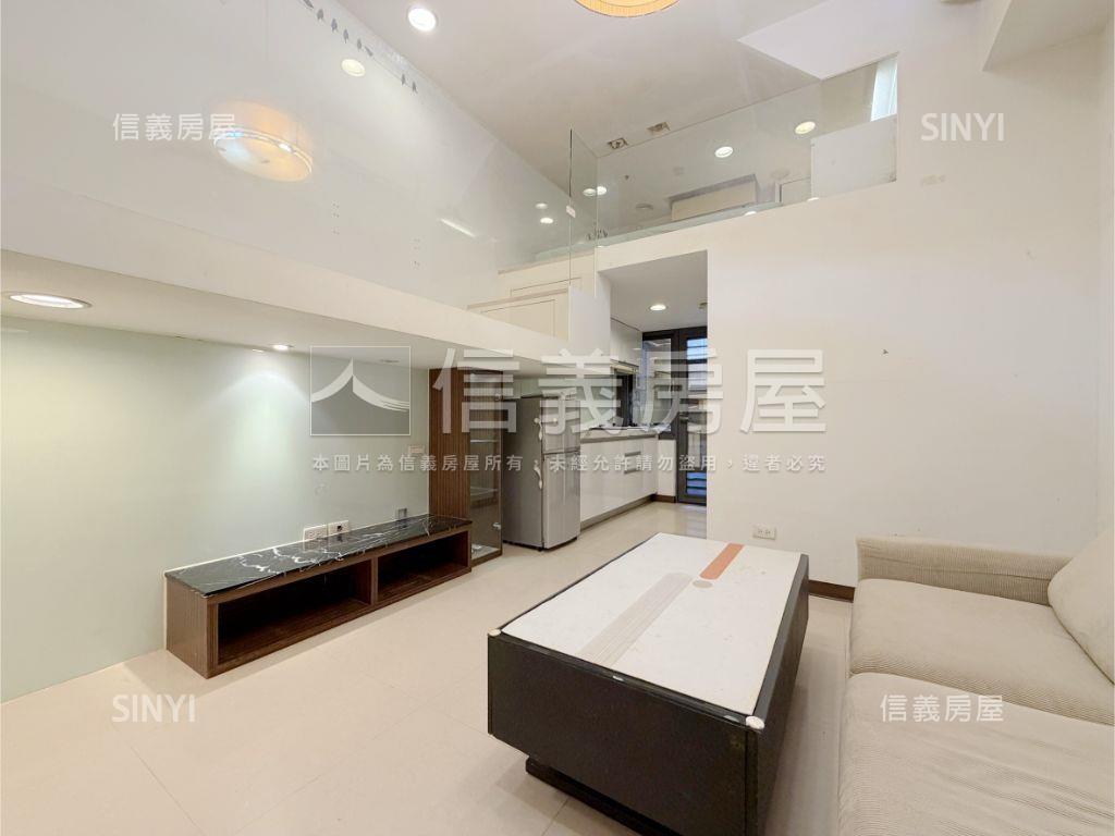 新板特區‧時尚裝潢小豪宅房屋室內格局與周邊環境