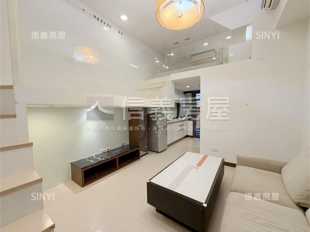 新板特區‧時尚裝潢小豪宅房屋室內格局與周邊環境