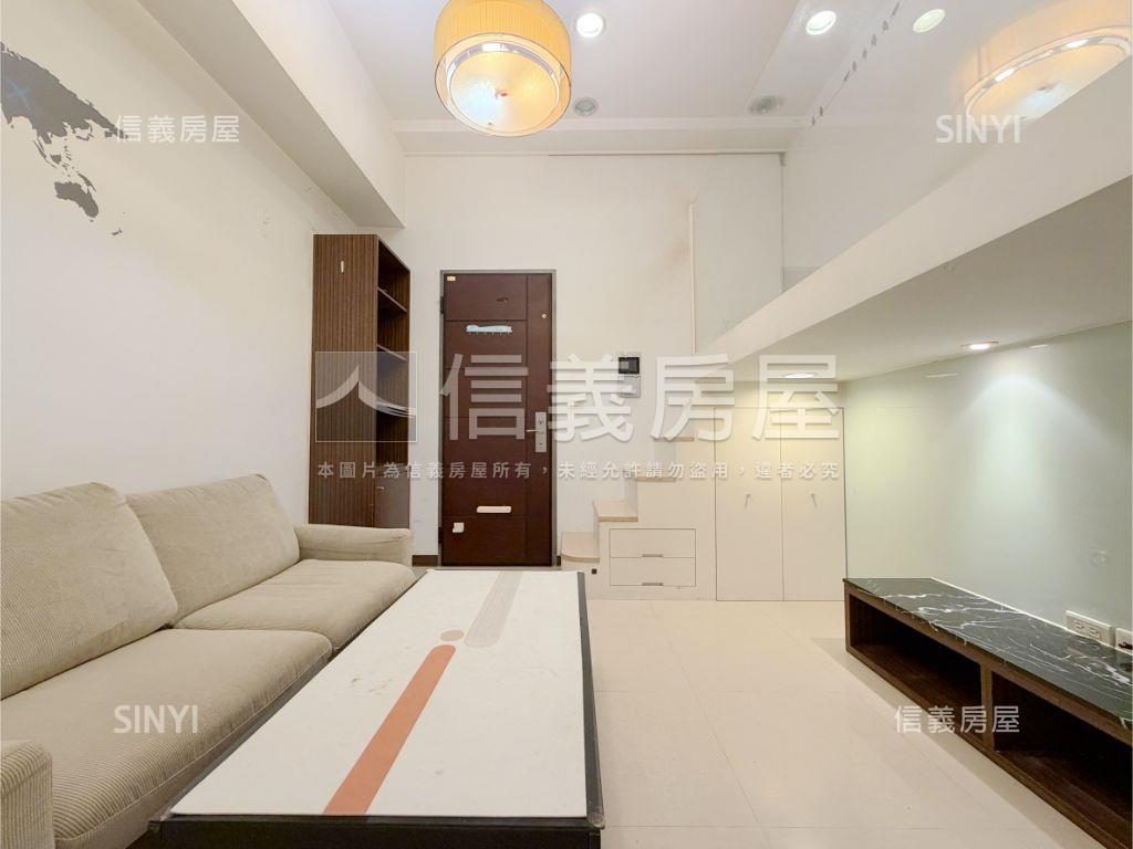 新板特區‧時尚裝潢小豪宅房屋室內格局與周邊環境