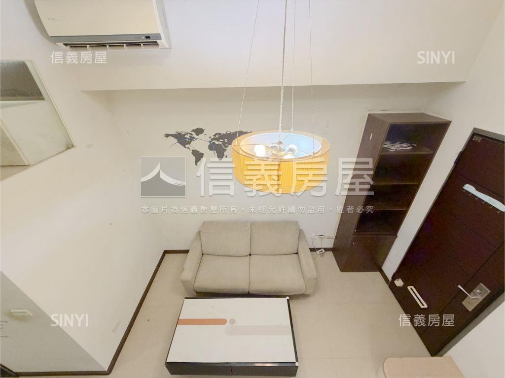 新板特區‧時尚裝潢小豪宅房屋室內格局與周邊環境