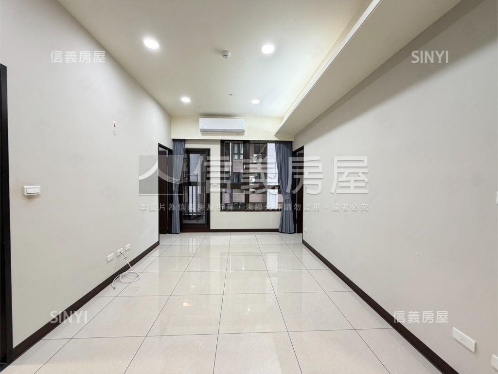 明廳大兩房平面車位房屋室內格局與周邊環境