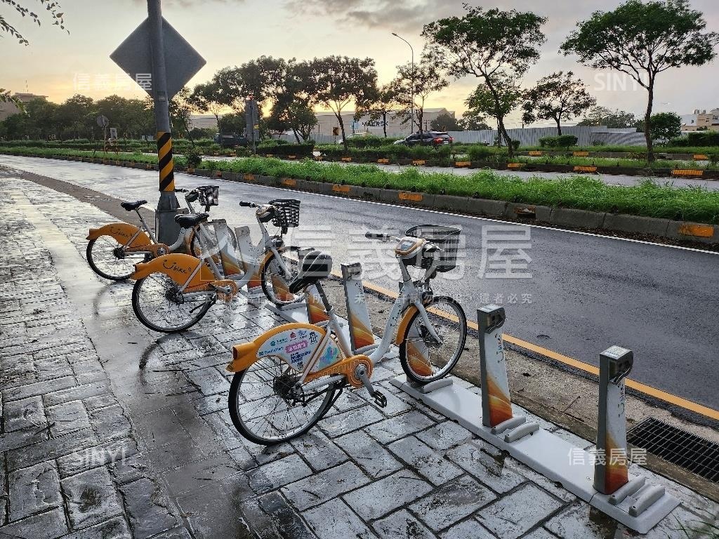 專任桃大玥新釋出兩房車位房屋室內格局與周邊環境