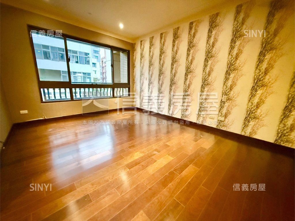 大安森學苑龍門採光三房車房屋室內格局與周邊環境