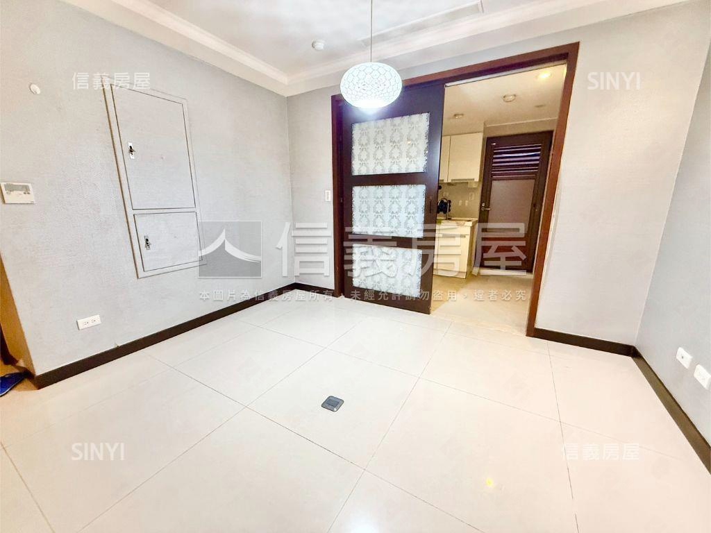 大安森學苑龍門採光三房車房屋室內格局與周邊環境