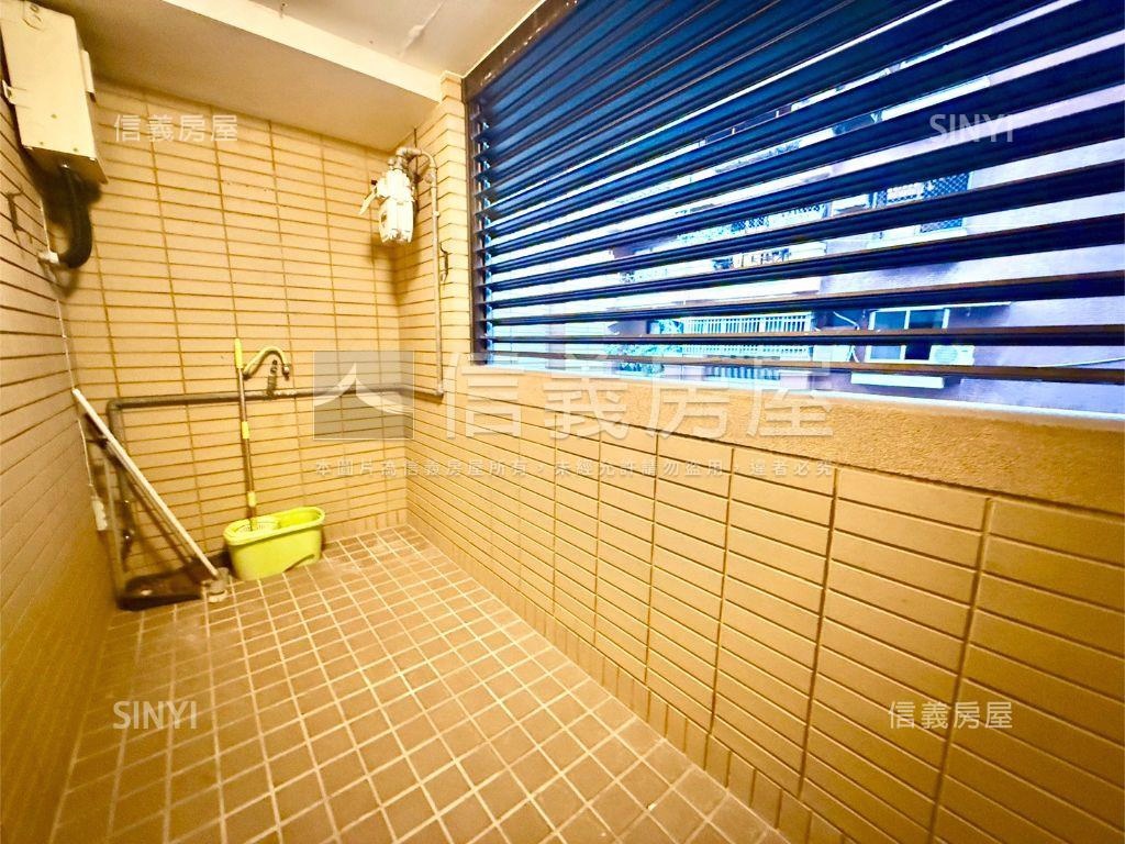 大安森學苑龍門採光三房車房屋室內格局與周邊環境