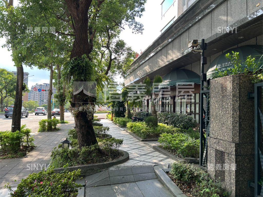 國醫典藏大３房大車位房屋室內格局與周邊環境