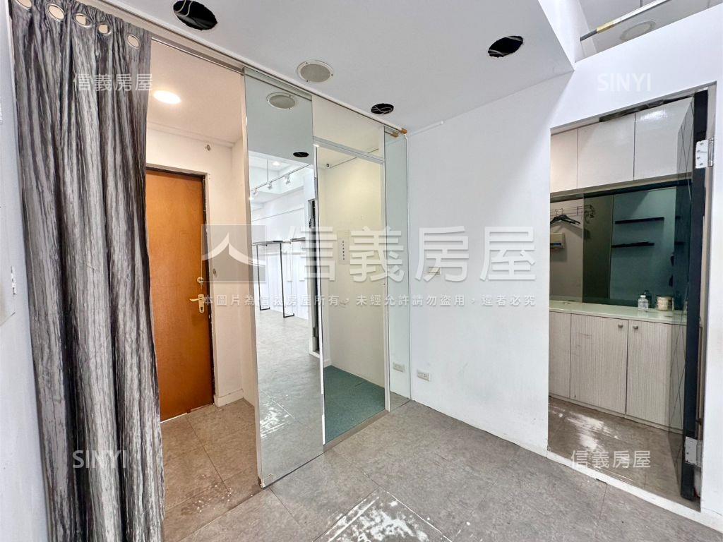 正仁愛鑽石燙金店面房屋室內格局與周邊環境