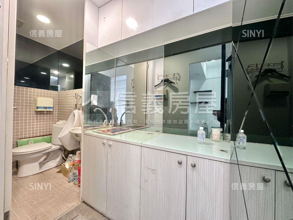 正仁愛鑽石燙金店面房屋室內格局與周邊環境