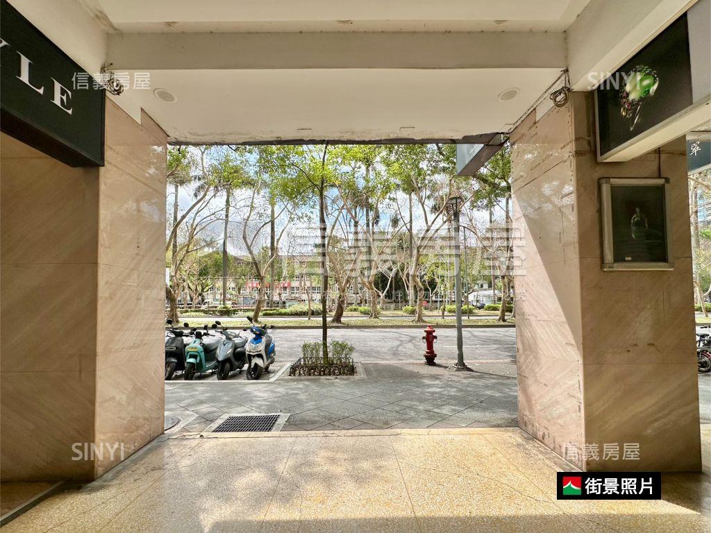 正仁愛鑽石燙金店面房屋室內格局與周邊環境