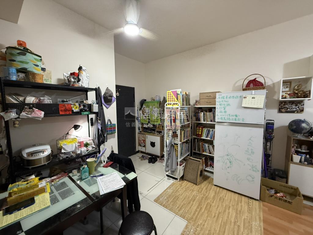 松築讚三房平車房屋室內格局與周邊環境