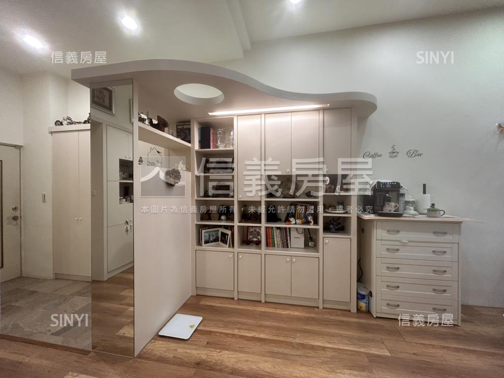 看山看海西子灣庭園一樓房屋室內格局與周邊環境