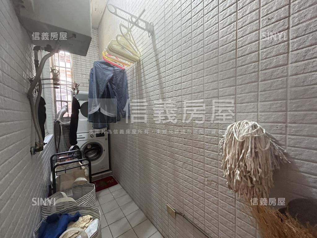 看山看海西子灣庭園一樓房屋室內格局與周邊環境