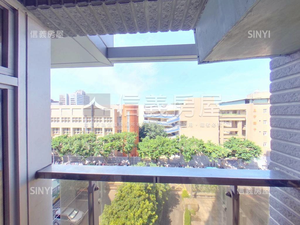 航站戀人後棟樹海房屋室內格局與周邊環境
