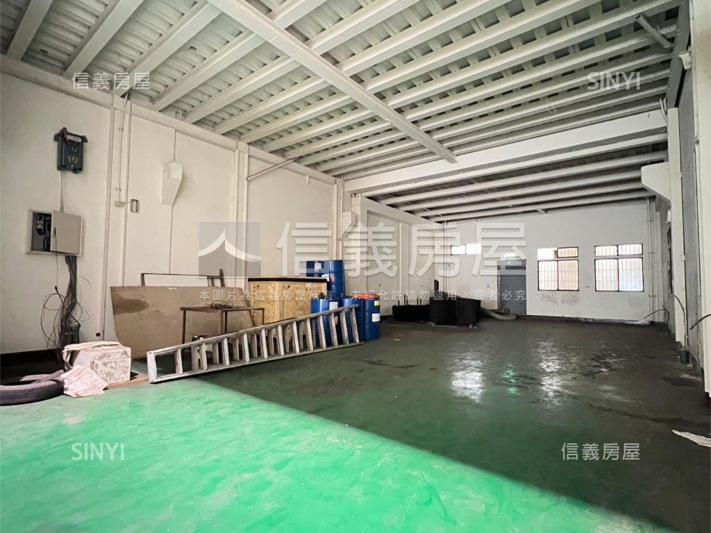 稀有挑高大地坪乙工廠房房屋室內格局與周邊環境
