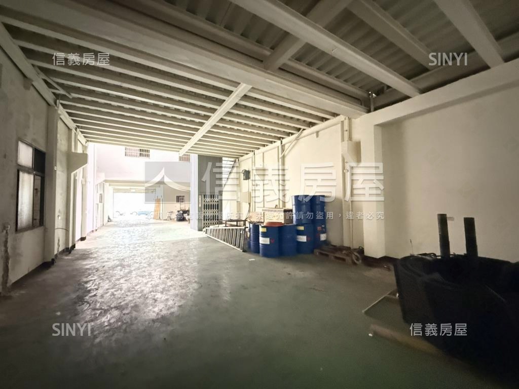 稀有挑高大地坪乙工廠房房屋室內格局與周邊環境