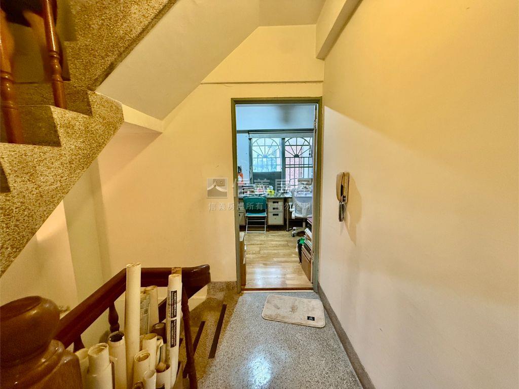 長億琉璃透天房屋室內格局與周邊環境