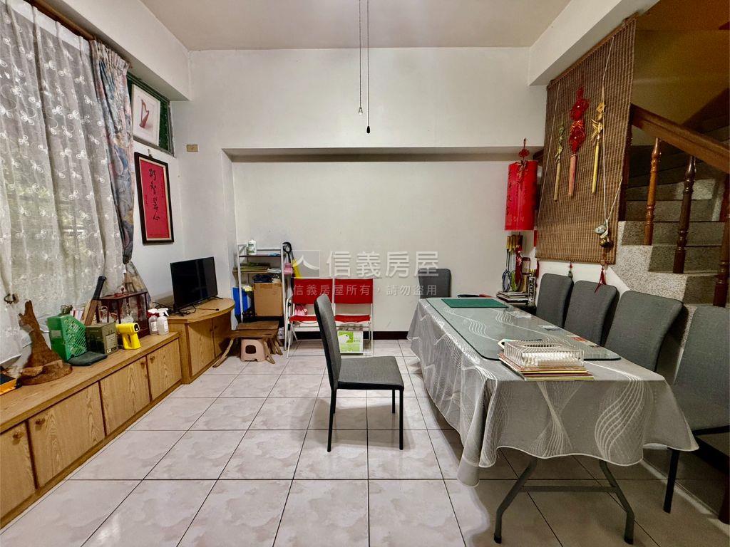 長億琉璃透天房屋室內格局與周邊環境