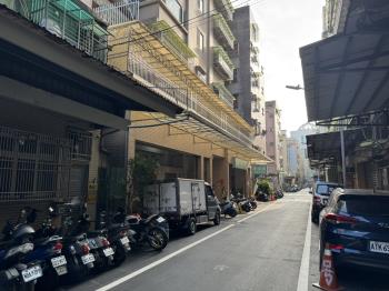 近晶冠廣場優質店辦