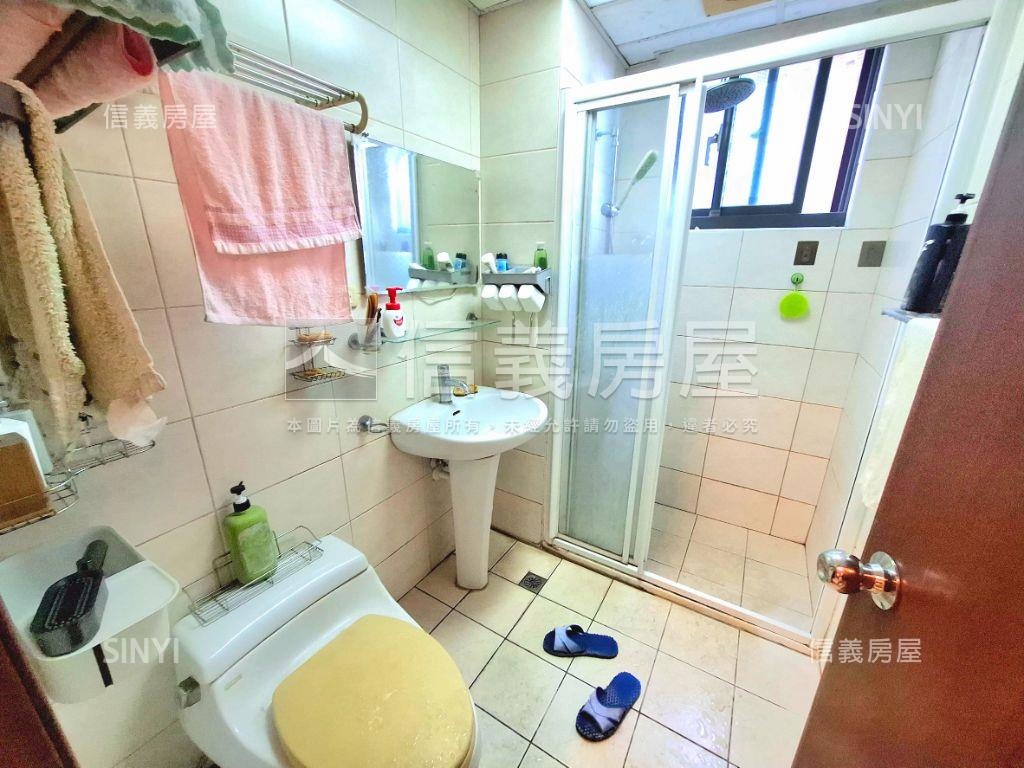 美妝名軒大戶豪邸房屋室內格局與周邊環境