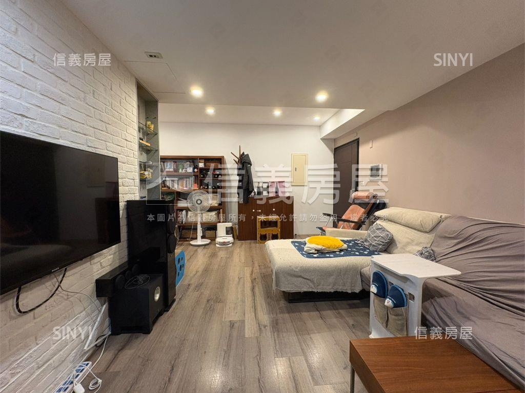 近木柵捷運站清新兩房車位房屋室內格局與周邊環境