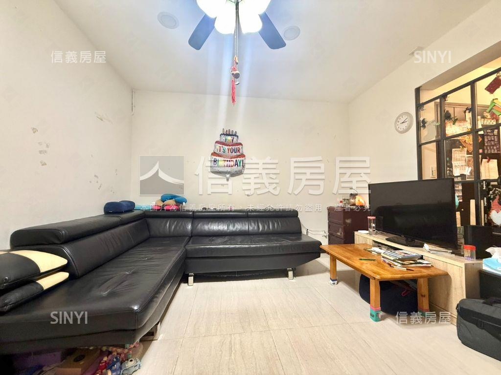 國泰格局二樓免爬高美寓房屋室內格局與周邊環境