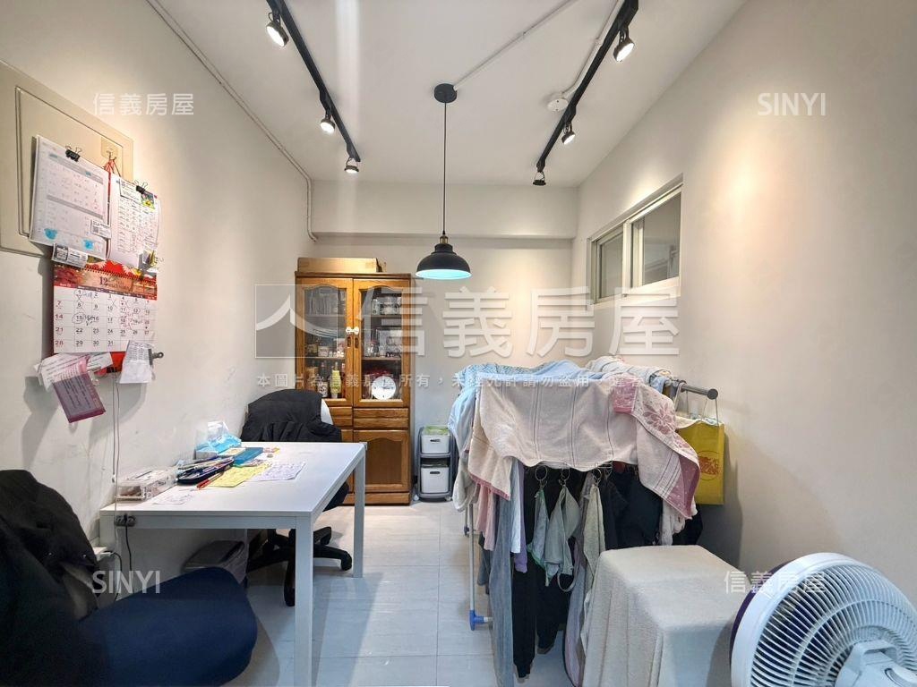 國泰格局二樓免爬高美寓房屋室內格局與周邊環境