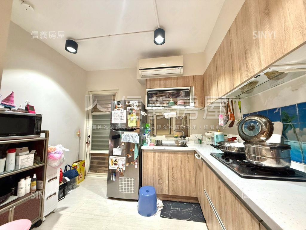 國泰格局二樓免爬高美寓房屋室內格局與周邊環境