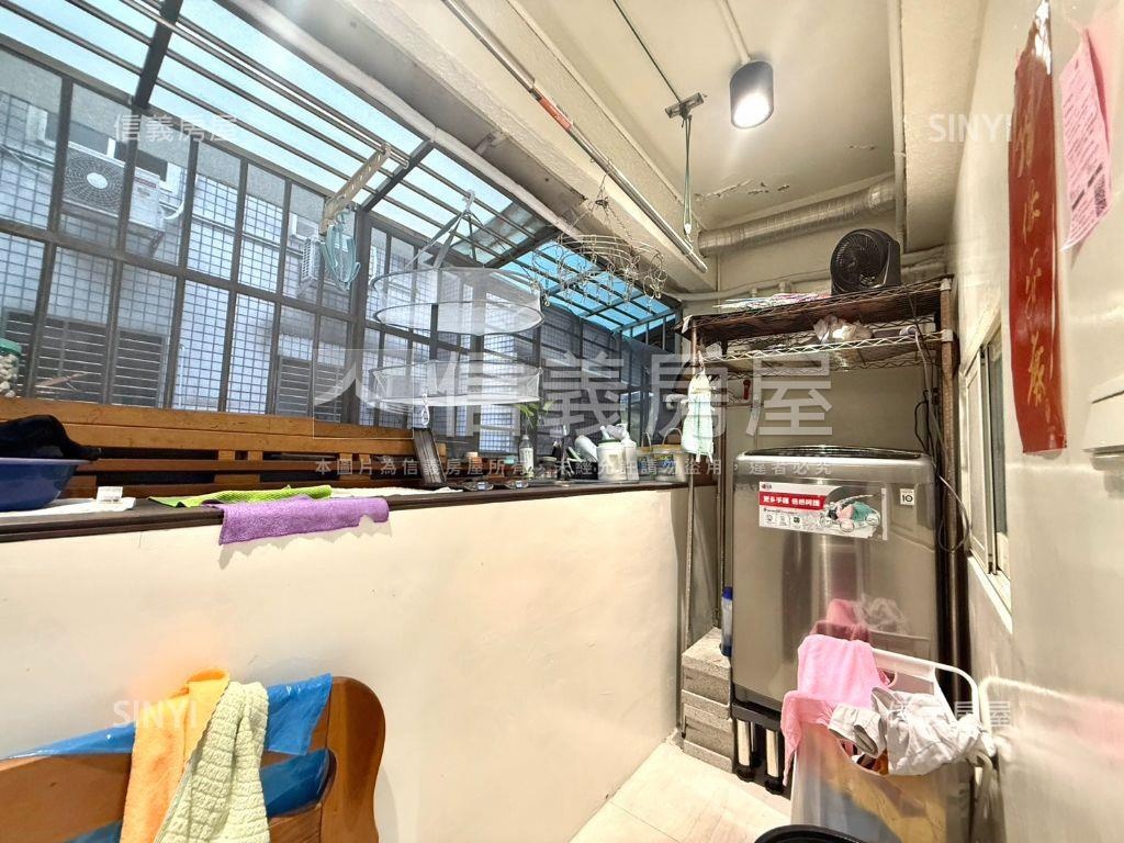 國泰格局二樓免爬高美寓房屋室內格局與周邊環境