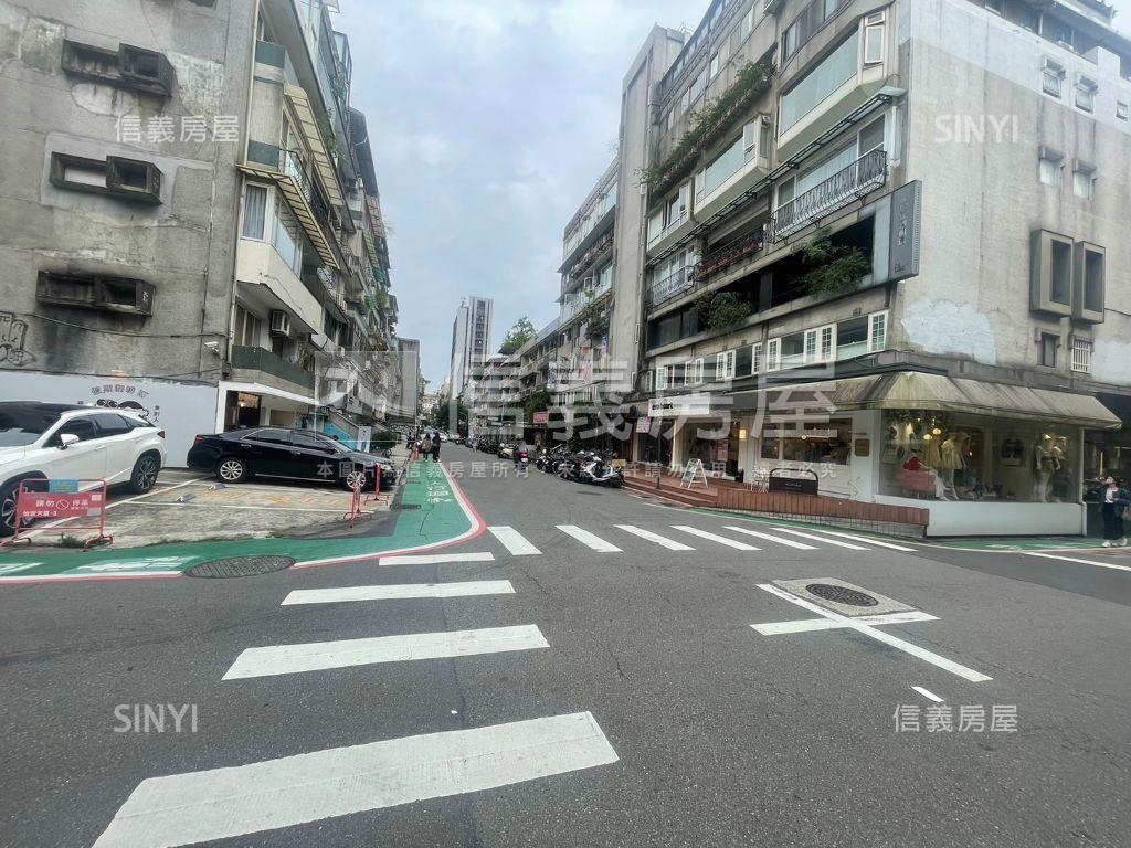 東區改建潮牌街金店房屋室內格局與周邊環境