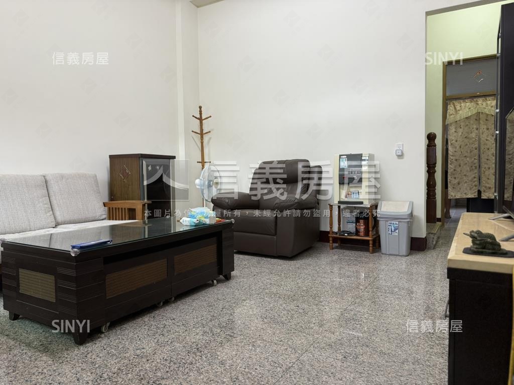 近三和國小別墅房屋室內格局與周邊環境