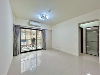 野村賞持三房車位